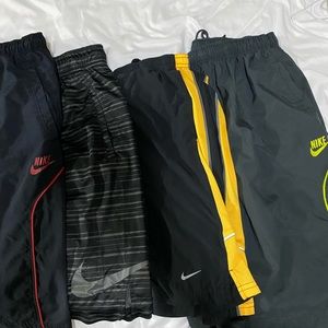 4 pairs of men’s basketball shorts NIKE